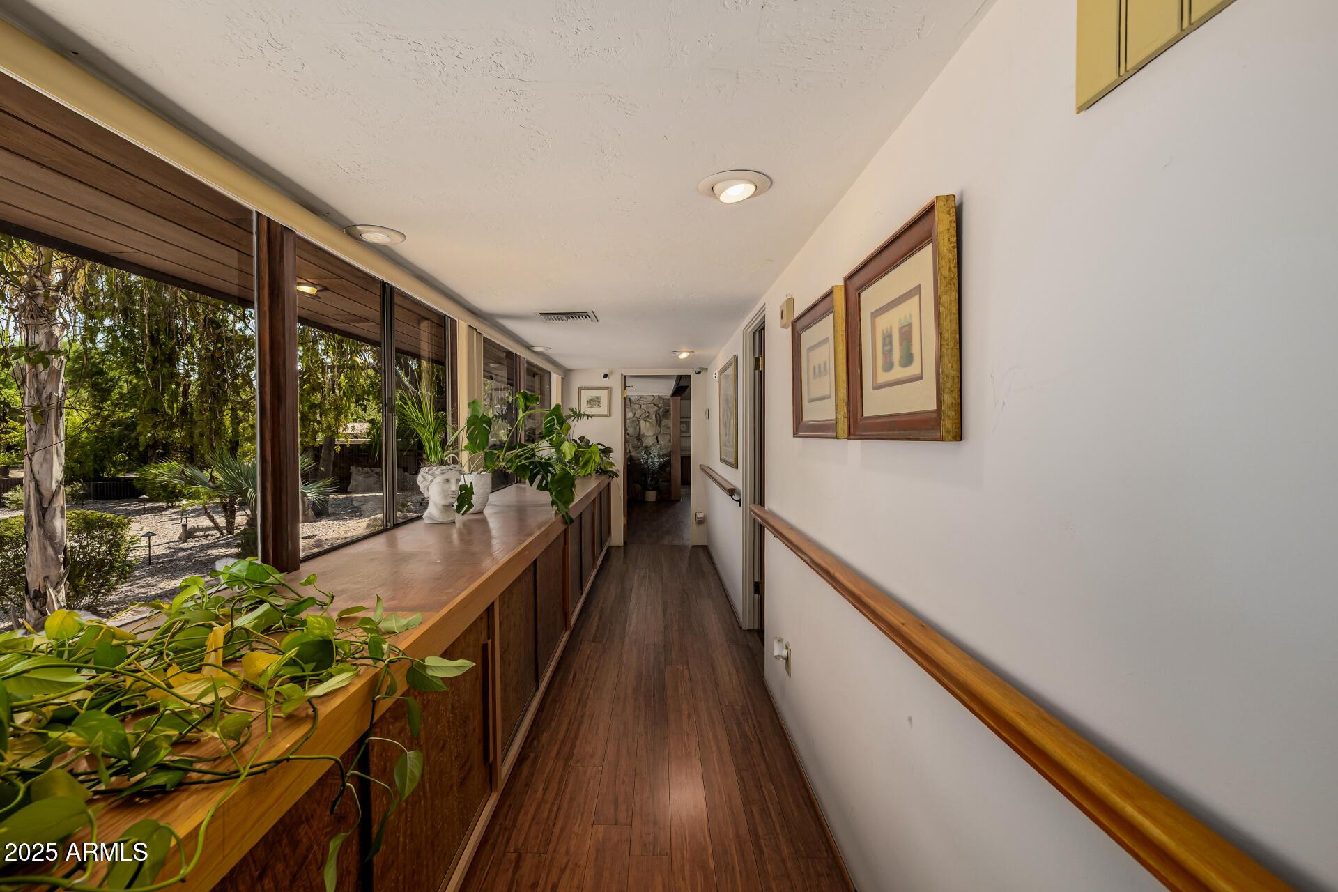 Paradise Valley, Arizona, 85253, United States, 4 Bedrooms Bedrooms, ,8 BathroomsBathrooms,Residential,For Sale,1983455