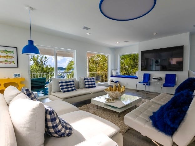 Possum Kingdom Lake, Texas, 76449, United States, 5 Bedrooms Bedrooms, ,4 BathroomsBathrooms,Residential,For Sale,1974399