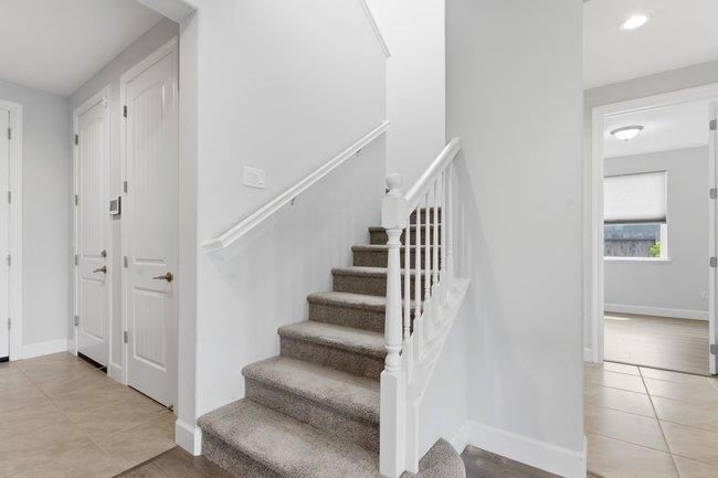 Hollister, California, 95023, United States, 5 Bedrooms Bedrooms, ,4 BathroomsBathrooms,Residential,For Sale,2032027