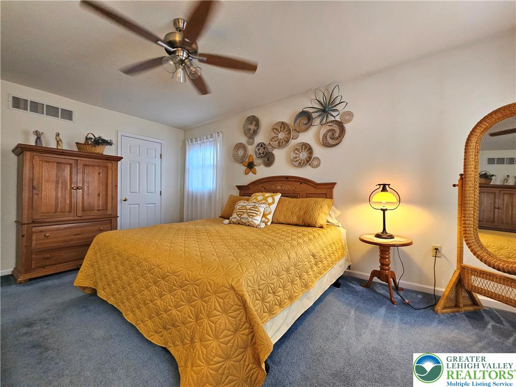 North Whitehall Twp, Pennsylvania, 18078, United States, 4 Bedrooms Bedrooms, ,3 BathroomsBathrooms,Residential,For Sale,1961837