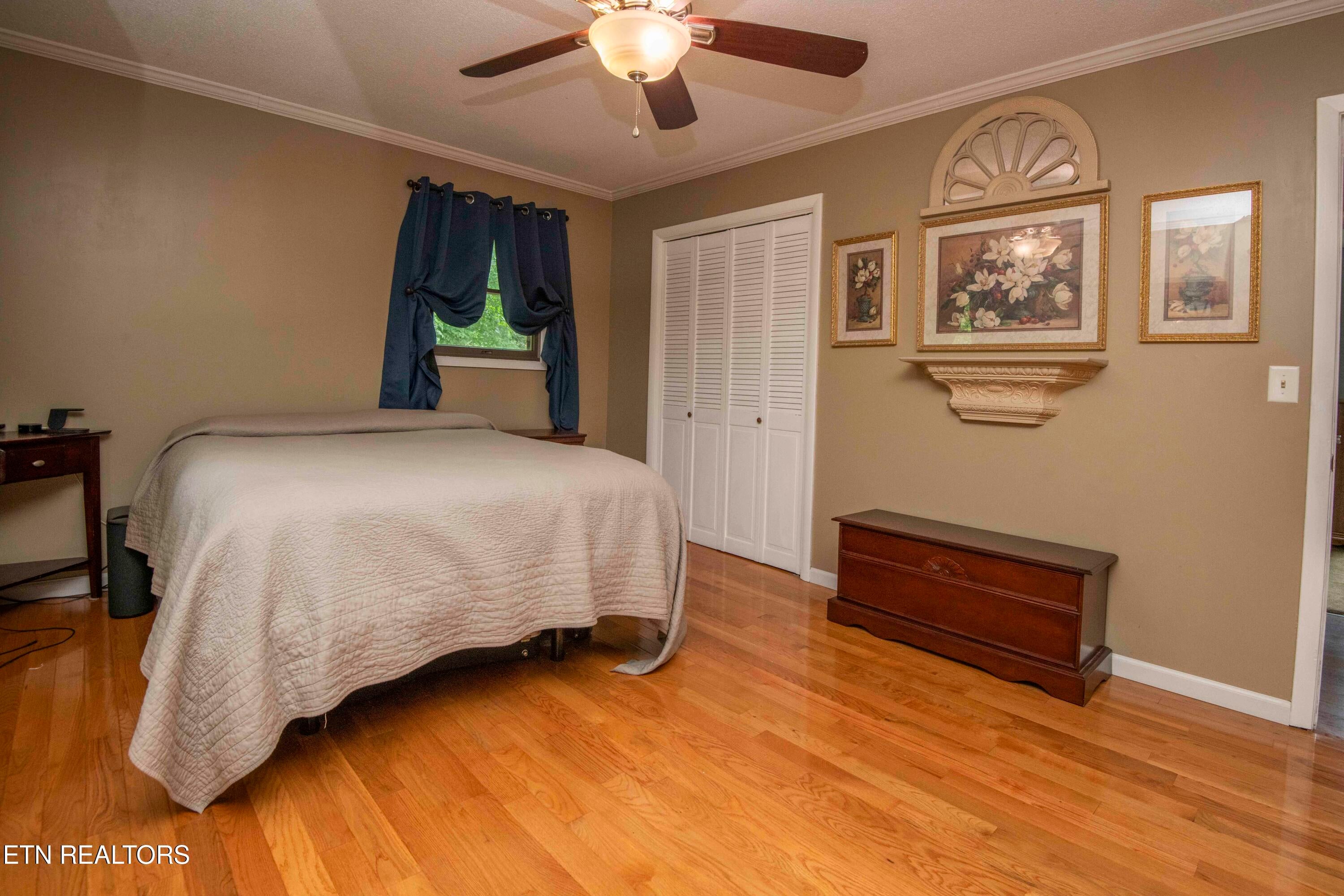 Kingston, Tennessee, 37763, United States, 3 Bedrooms Bedrooms, ,2 BathroomsBathrooms,Residential,For Sale,1882292