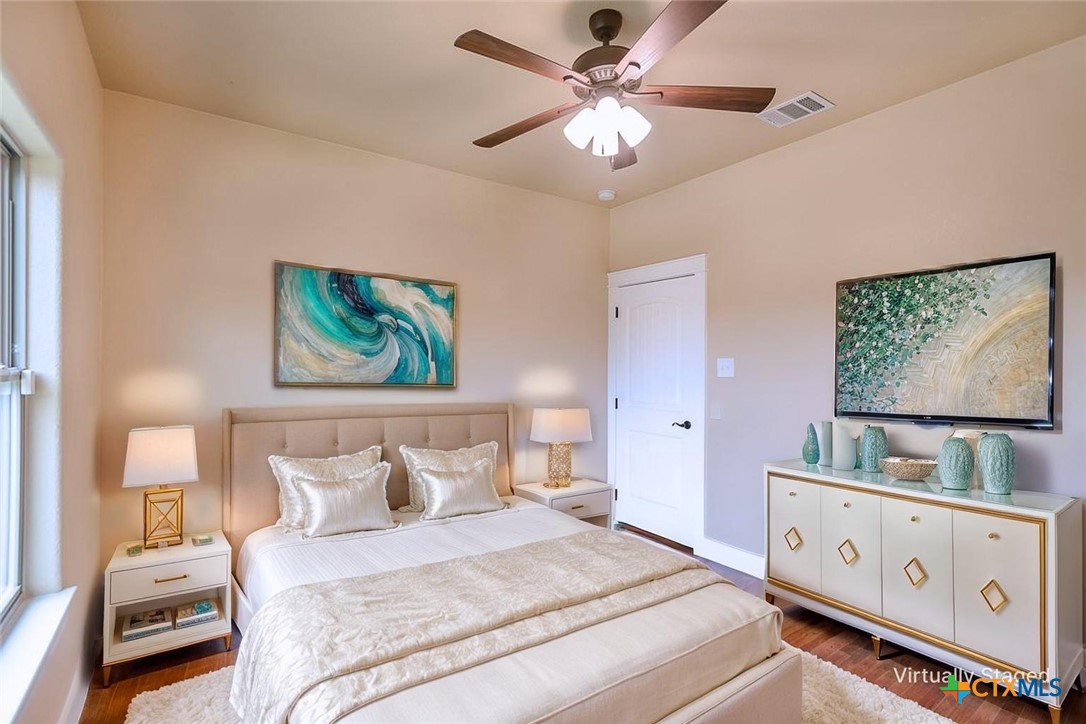 Gatesville, Texas, 76528, United States, 3 Bedrooms Bedrooms, ,3 BathroomsBathrooms,Residential,For Sale,1989706