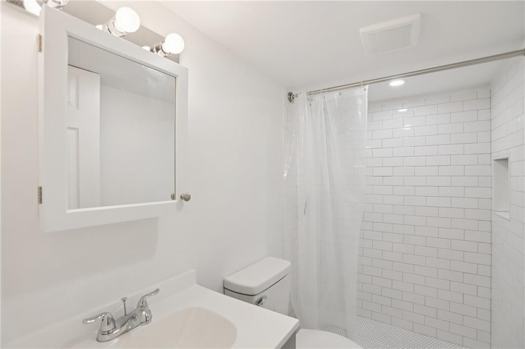 Atlanta, Georgia, 30316, United States, 4 Bedrooms Bedrooms, ,3 BathroomsBathrooms,Residential,For Sale,1933477