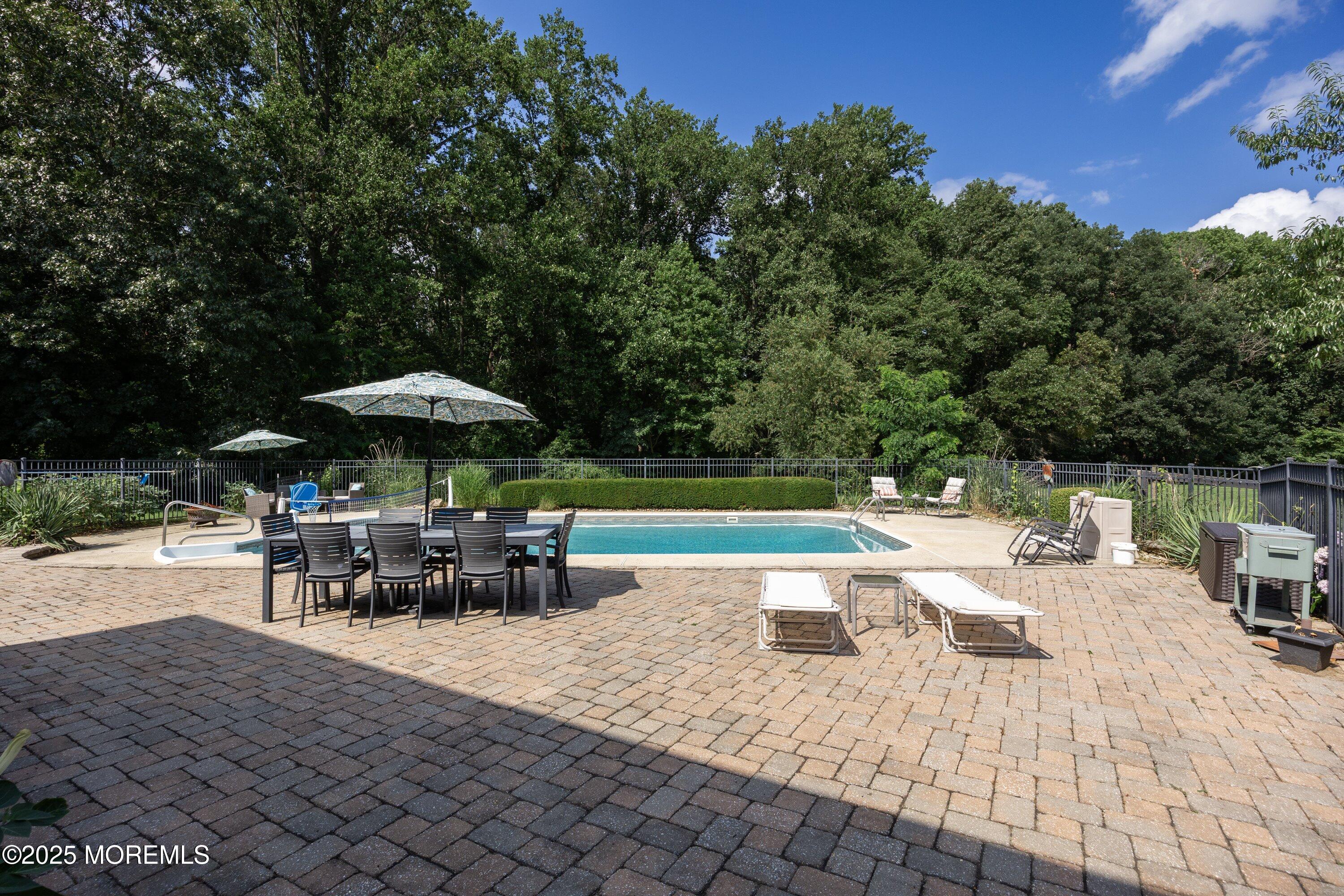 Cream Ridge, New Jersey, 08514, United States, 4 Bedrooms Bedrooms, ,3 BathroomsBathrooms,Residential,For Sale,1904272
