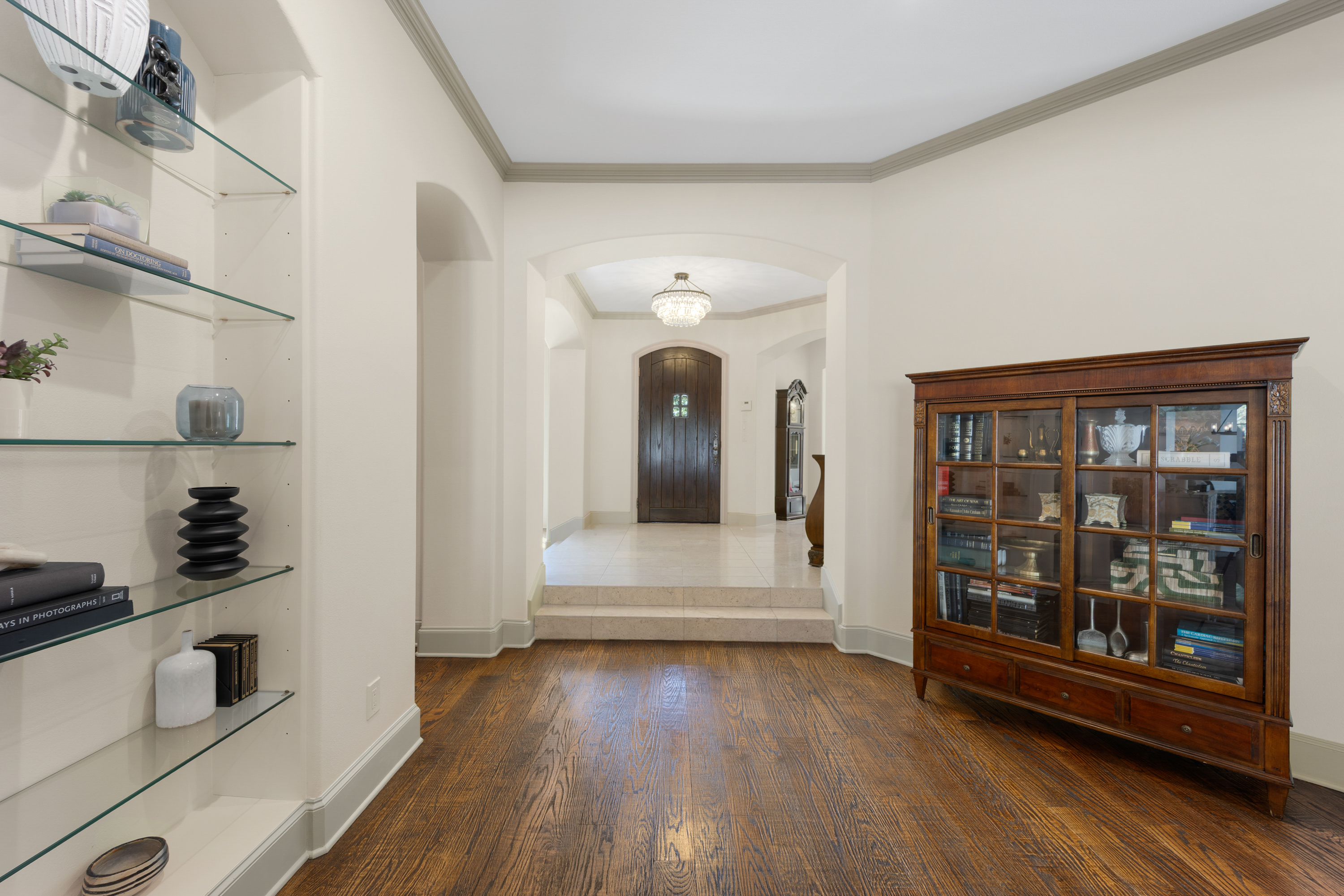  Updated European Transitional in the heart of Preston Hollow - 物件實景