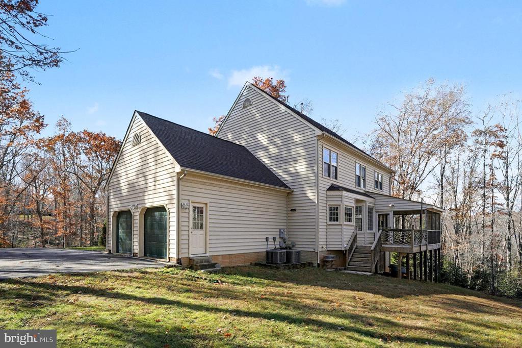 Fredericksburg, Virginia, 22407, United States, 4 Bedrooms Bedrooms, ,3 BathroomsBathrooms,Residential,For Sale,1991139