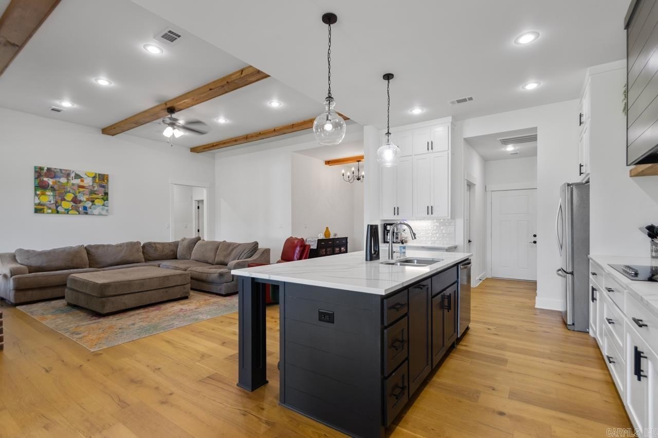 Benton, Arkansas, 72019, United States, 4 Bedrooms Bedrooms, ,3 BathroomsBathrooms,Residential,For Sale,1929147