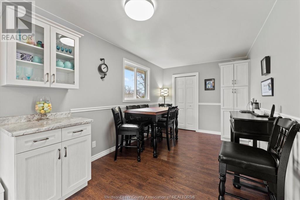 TILBURY, Ontario, N0P 2L0, CA, 3 Bedrooms Bedrooms, ,1 BathroomBathrooms,Residential,For Sale,1916893