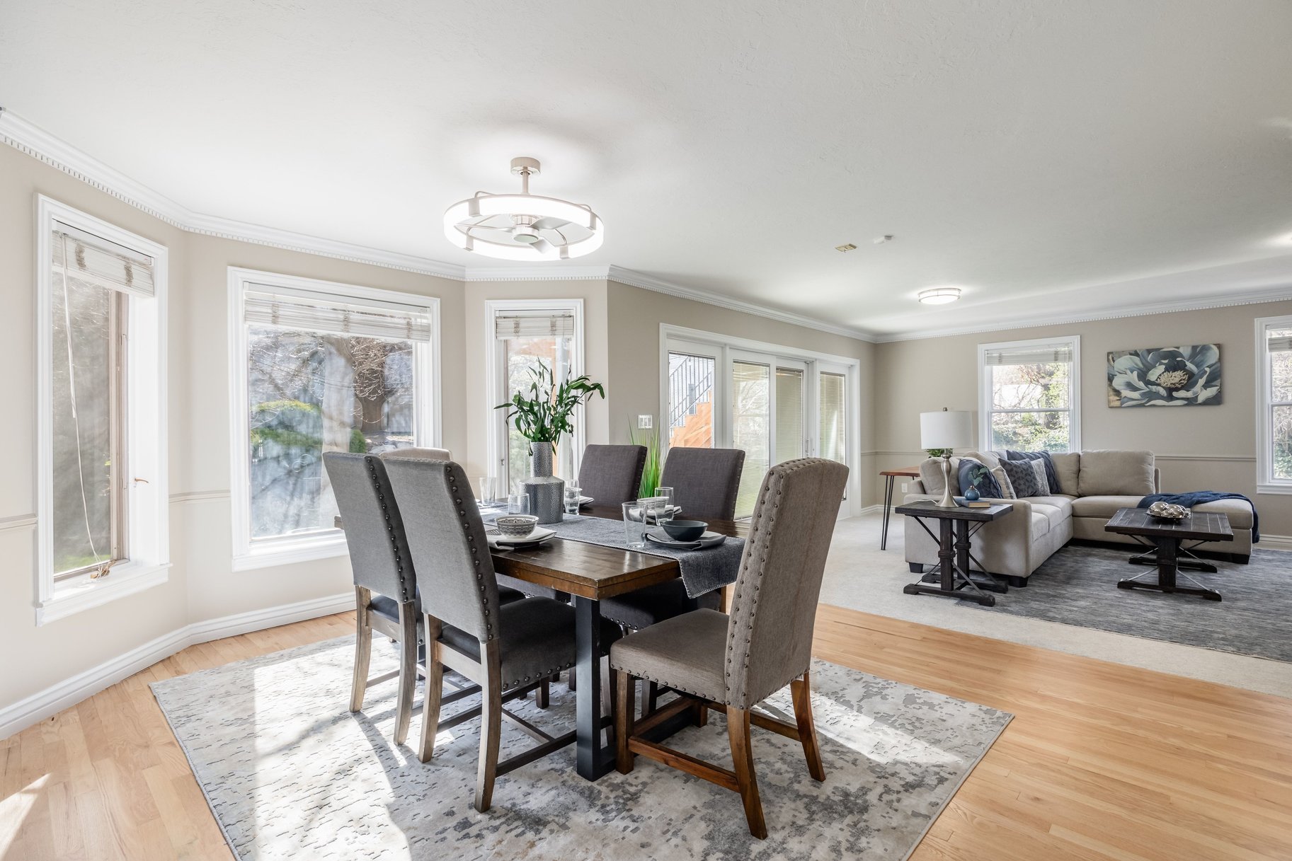  Updated Sandy Home With One of a Kind Location With Unobstructed Mountain Views - 物件實景