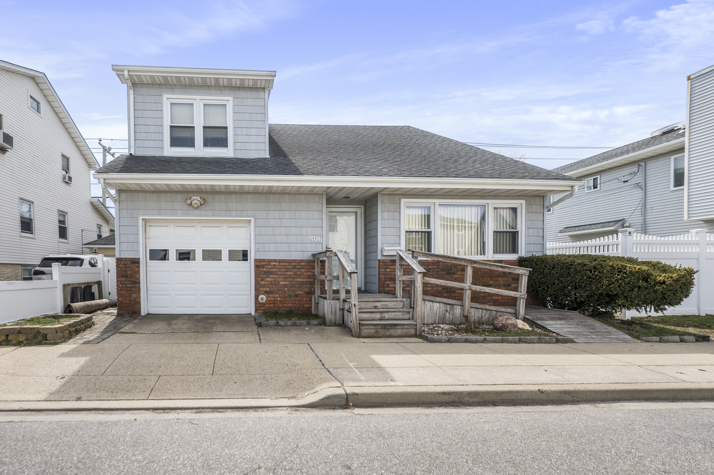  806 E Chester Street, Long Beach, NY, 11561 - 物件實景