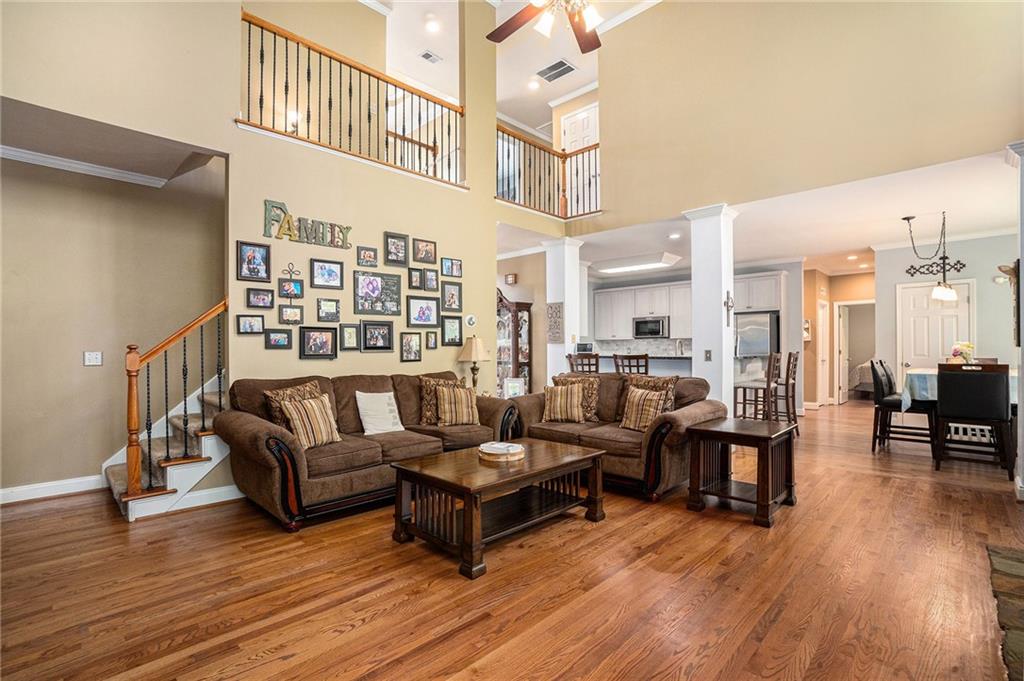 Canton, Georgia, 30114, United States, 6 Bedrooms Bedrooms, ,4 BathroomsBathrooms,Residential,For Sale,1880386