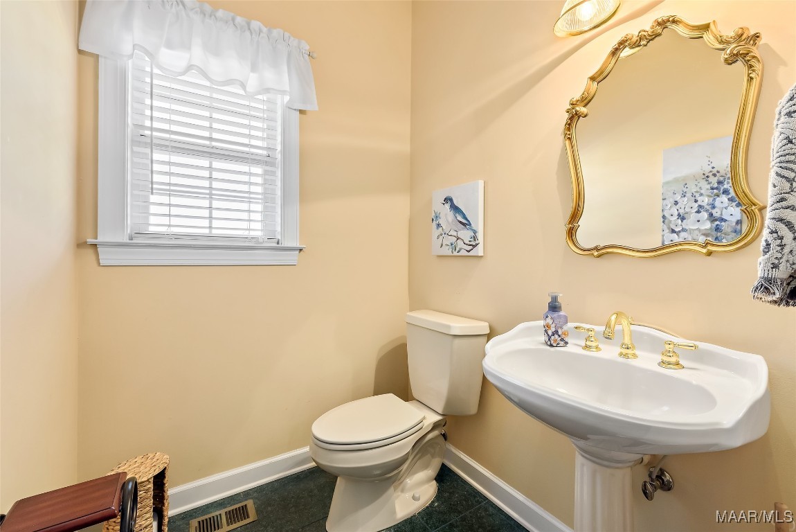 Enterprise, Alabama, 36330, United States, 4 Bedrooms Bedrooms, ,4 BathroomsBathrooms,Residential,For Sale,1778541