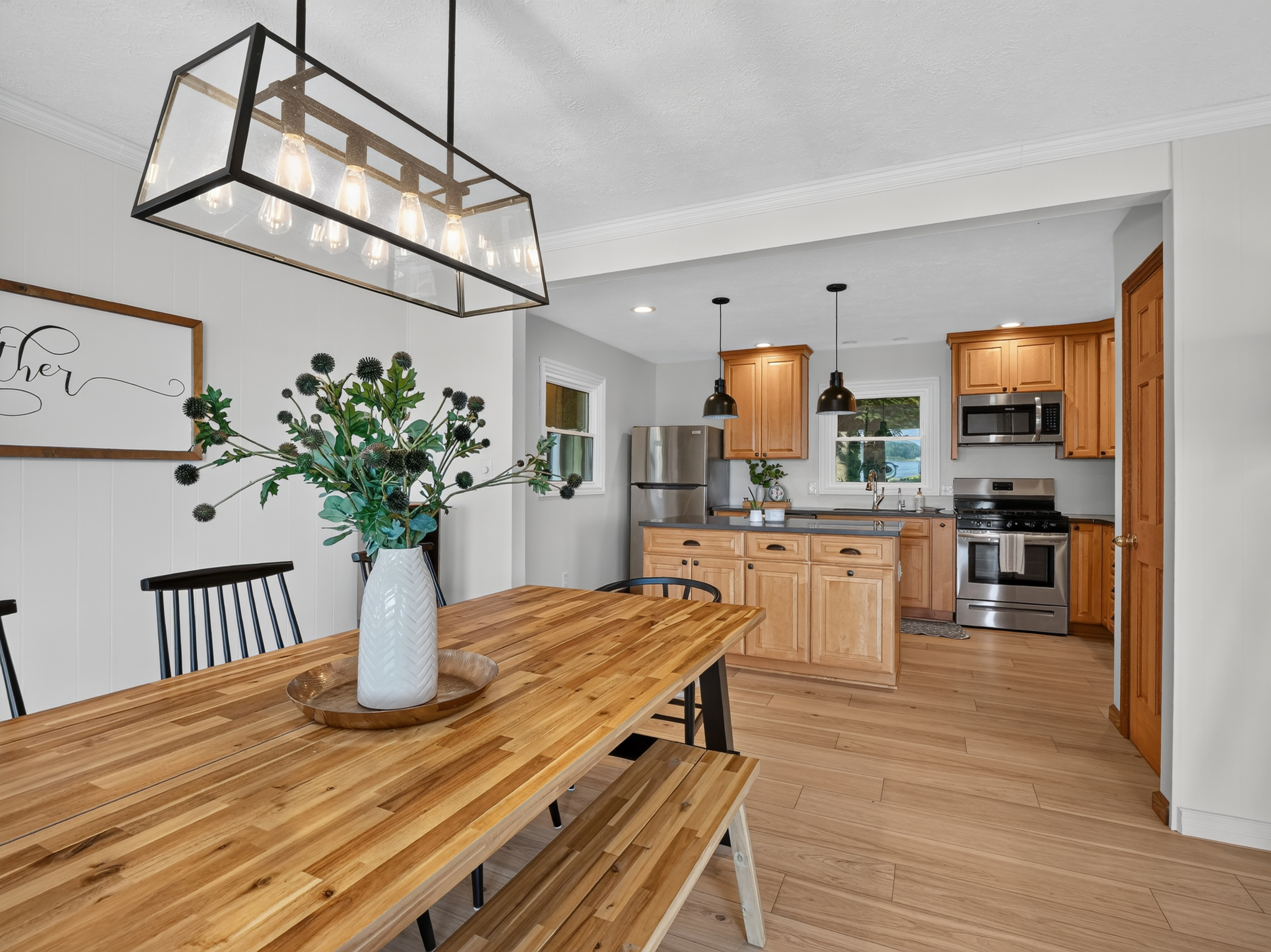  Four Bedroom Webster Lake Home - 物件實景