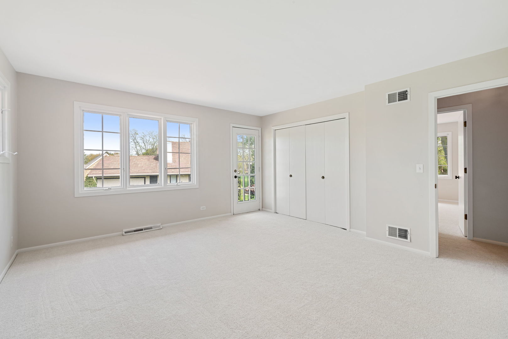 Oak Brook, Illinois, 60523, United States, 5 Bedrooms Bedrooms, ,6 BathroomsBathrooms,Residential,For Sale,1796873