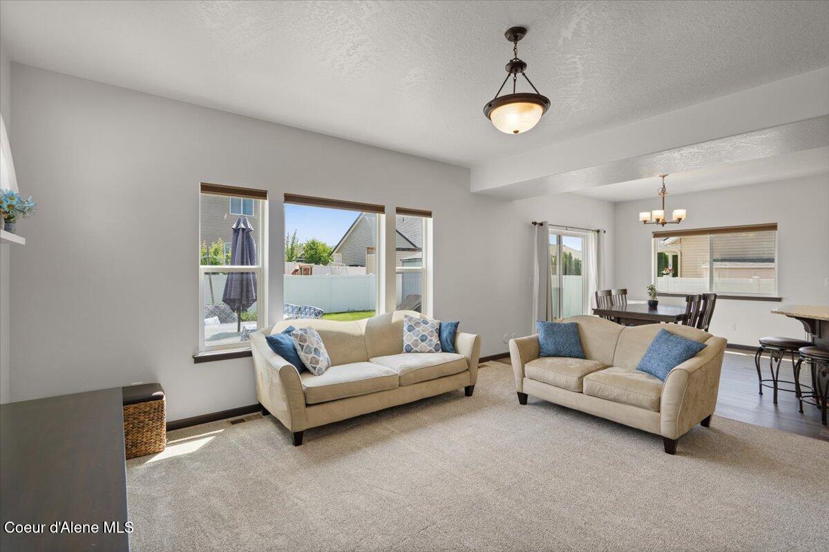 Post Falls, Idaho, 83854, United States, 4 Bedrooms Bedrooms, ,2 BathroomsBathrooms,Residential,For Sale,1969066