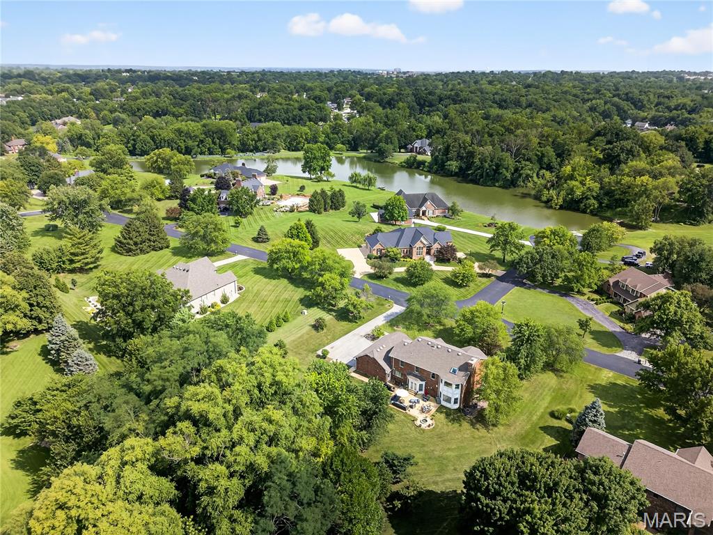 St Charles, Missouri, 63301, United States, 4 Bedrooms Bedrooms, ,4 BathroomsBathrooms,Residential,For Sale,1902113