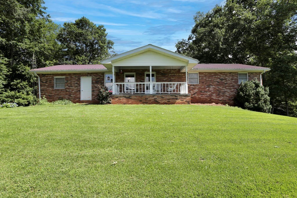 Hayesville, North Carolina, 28904, United States, 3 Bedrooms Bedrooms, ,2 BathroomsBathrooms,Residential,For Sale,1938429