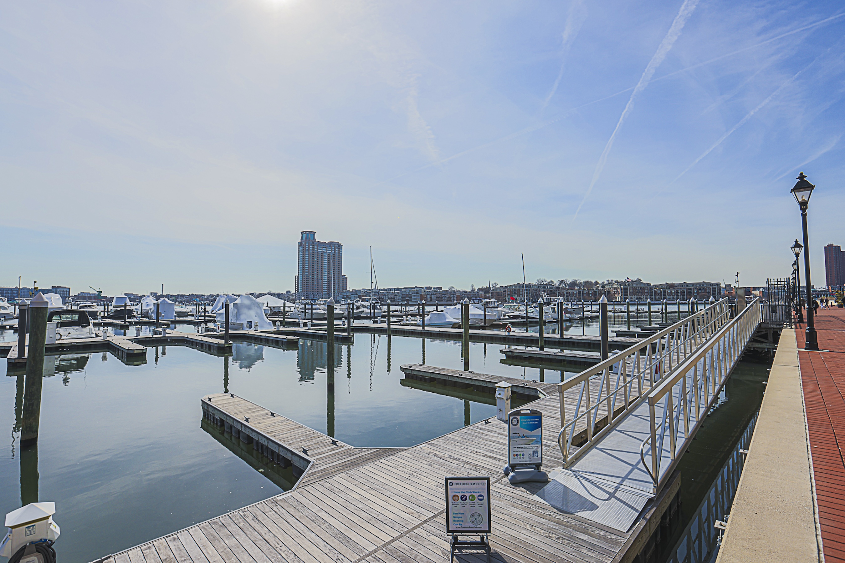  HARBOR EAST - 物件實景