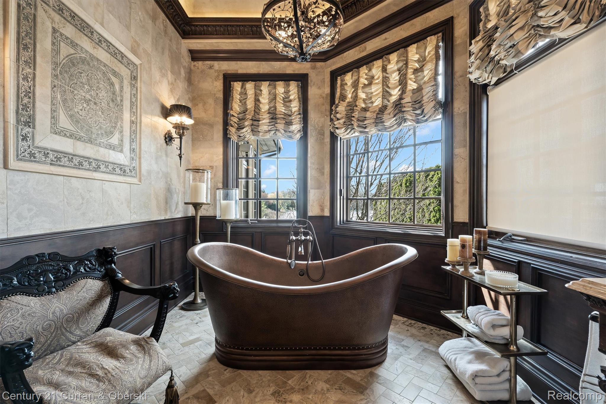 Northville, Michigan, 48168, United States, 4 Bedrooms Bedrooms, ,7 BathroomsBathrooms,Residential,For Sale,2038864