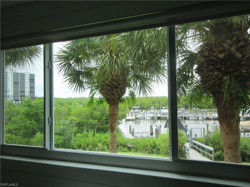 300 Horse Creek Dr, Unit # 202, Naples, Florida, 34110, United States, 2 Bedrooms Bedrooms, ,2 BathroomsBathrooms,Residential,For Sale,300 Horse Creek Dr, Unit # 202,1664045