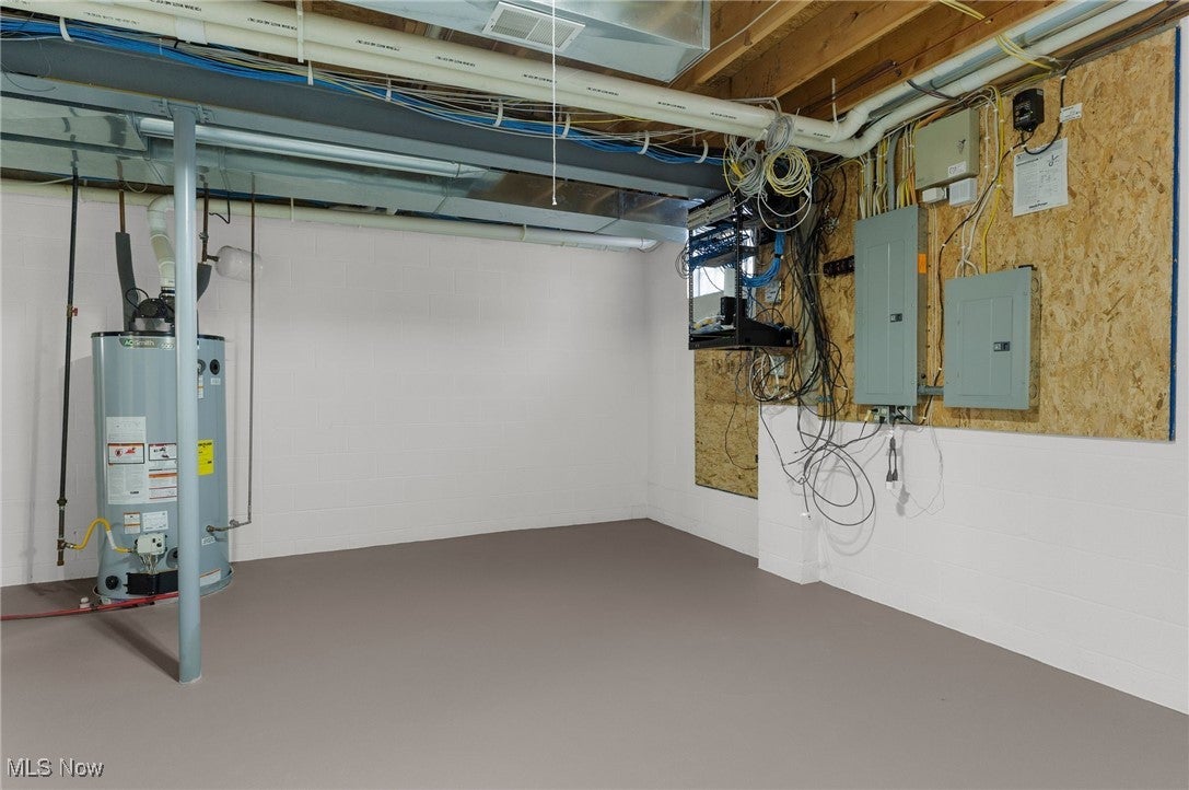 Canfield, Ohio, 44406, United States, 5 Bedrooms Bedrooms, ,5 BathroomsBathrooms,Residential,For Sale,2005760