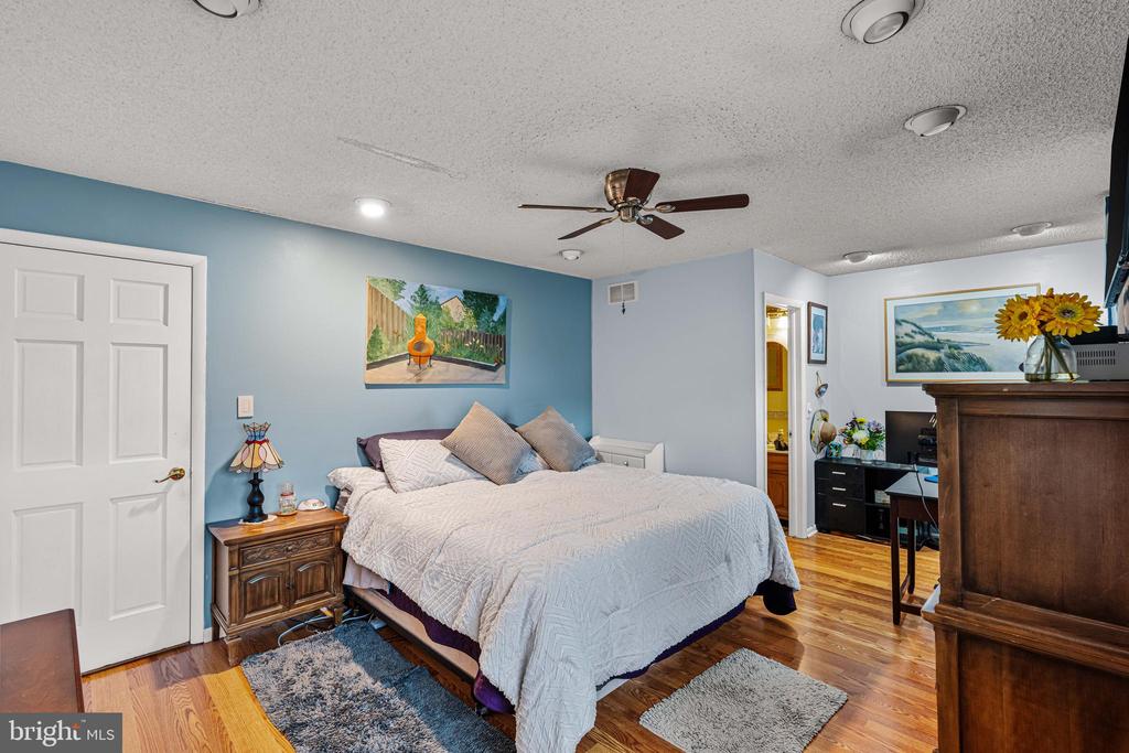 Plainsboro, New Jersey, 08536, United States, 3 Bedrooms Bedrooms, ,3 BathroomsBathrooms,Residential,For Sale,1975550