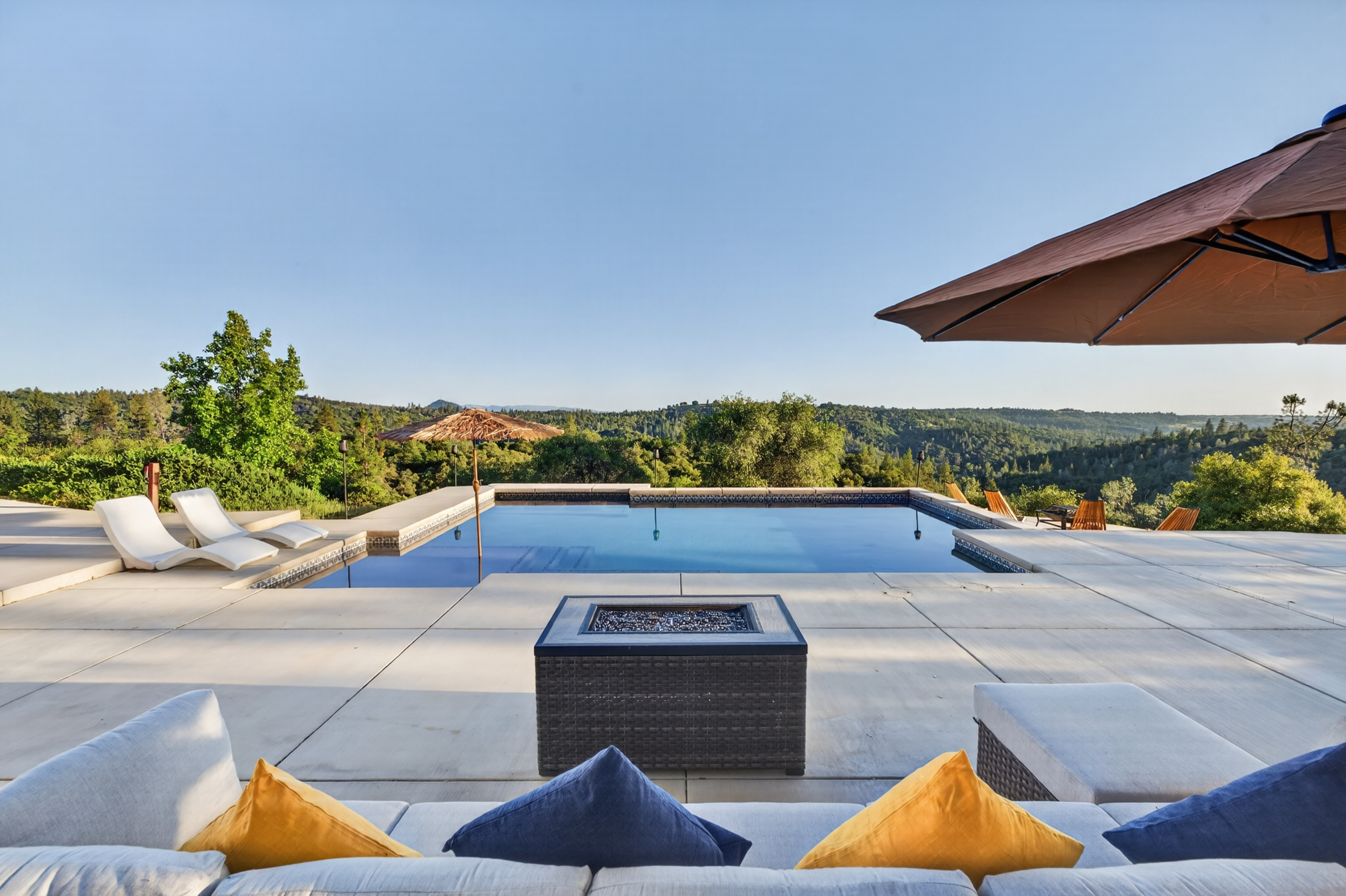  15620 Meadowlark Lane , Sutter Creek, CA 95685 - 物件實景