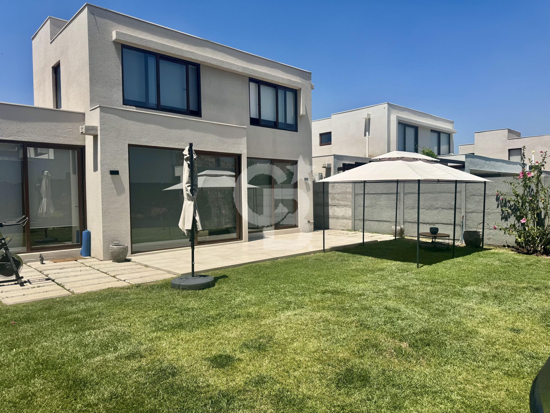 Colina, Chile, 4 Bedrooms Bedrooms, ,4 BathroomsBathrooms,Residential,For Sale,2002119