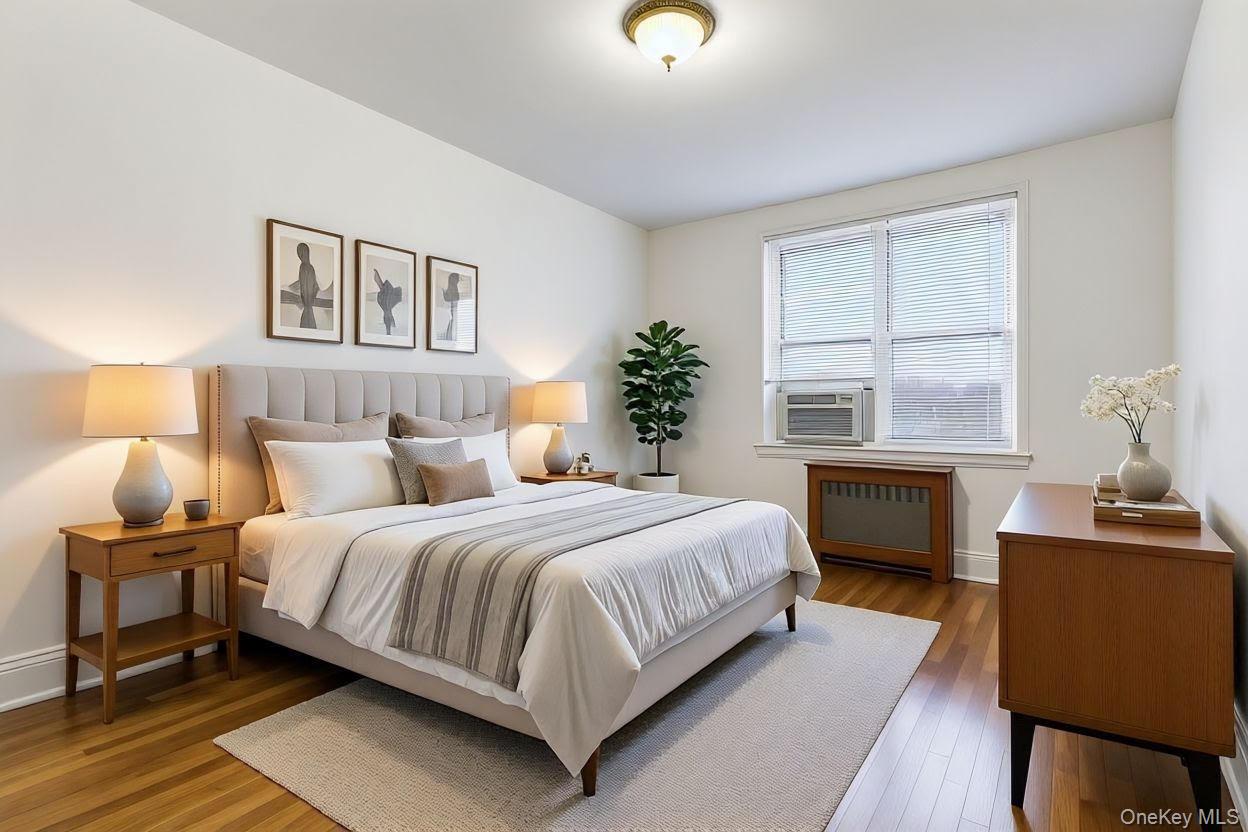 Rego Park, New York, 11374, United States, 3 Bedrooms Bedrooms, ,2 BathroomsBathrooms,Residential,For Sale,1992831