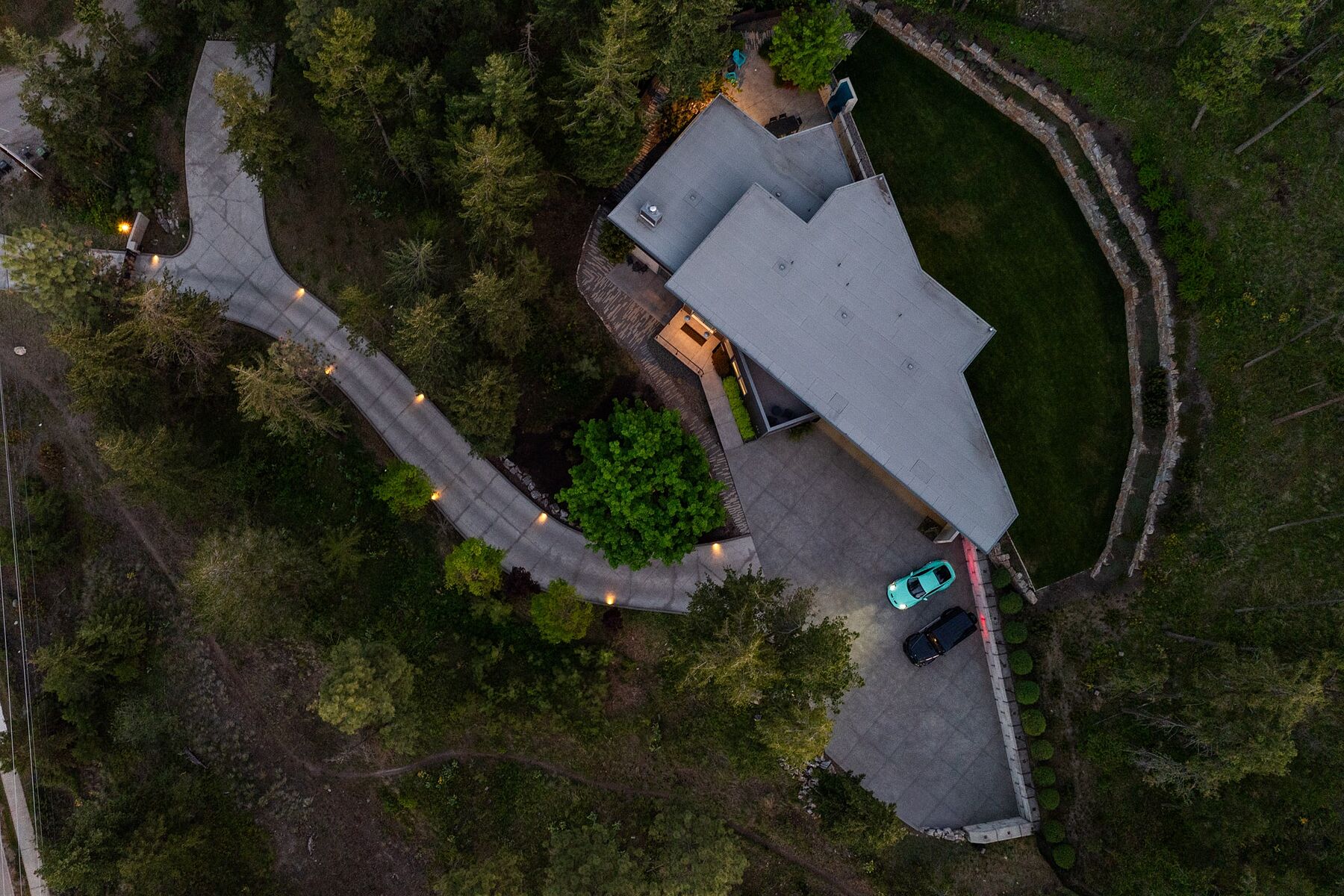  Architectural Glenmore Home - 物件實景
