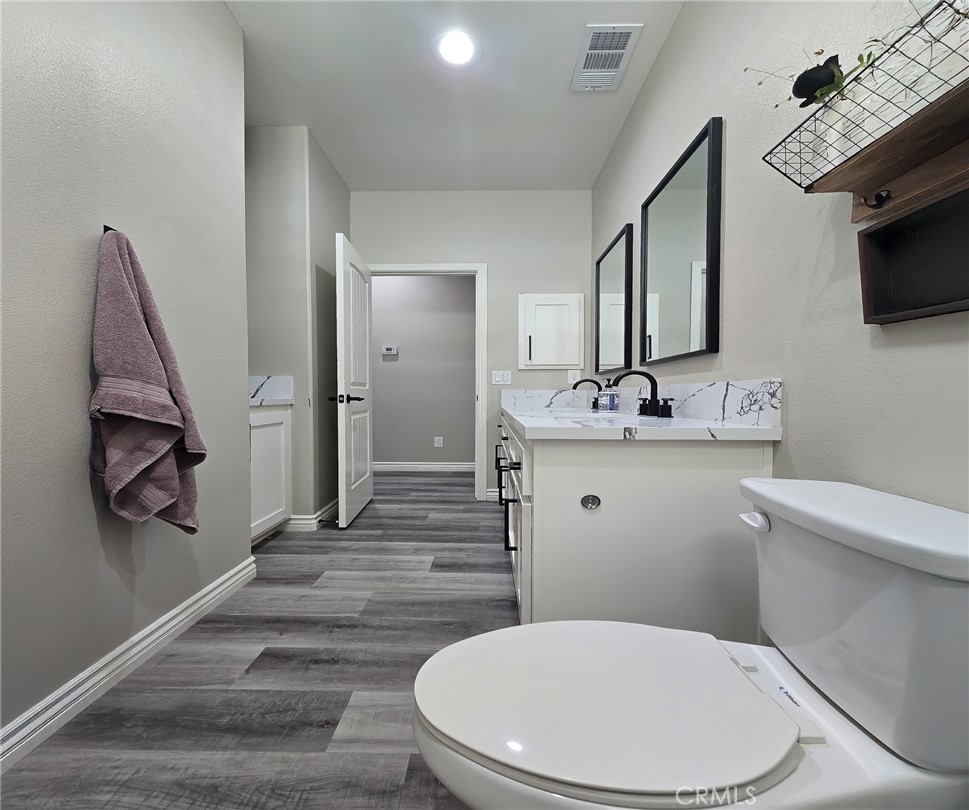 Apple Valley, California, 92308, United States, 4 Bedrooms Bedrooms, ,3 BathroomsBathrooms,Residential,For Sale,2000877