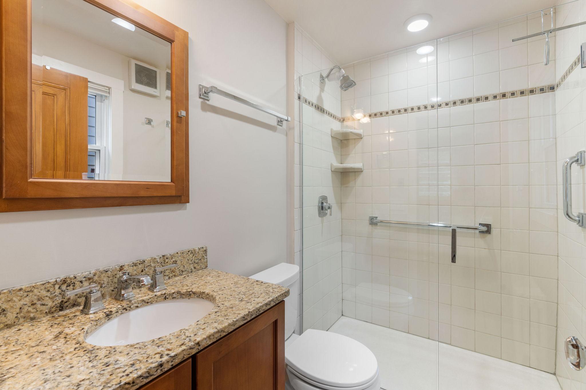 Minneapolis, Minnesota, 55404, United States, 6 Bedrooms Bedrooms, ,1 BathroomBathrooms,Residential,For Sale,1964958