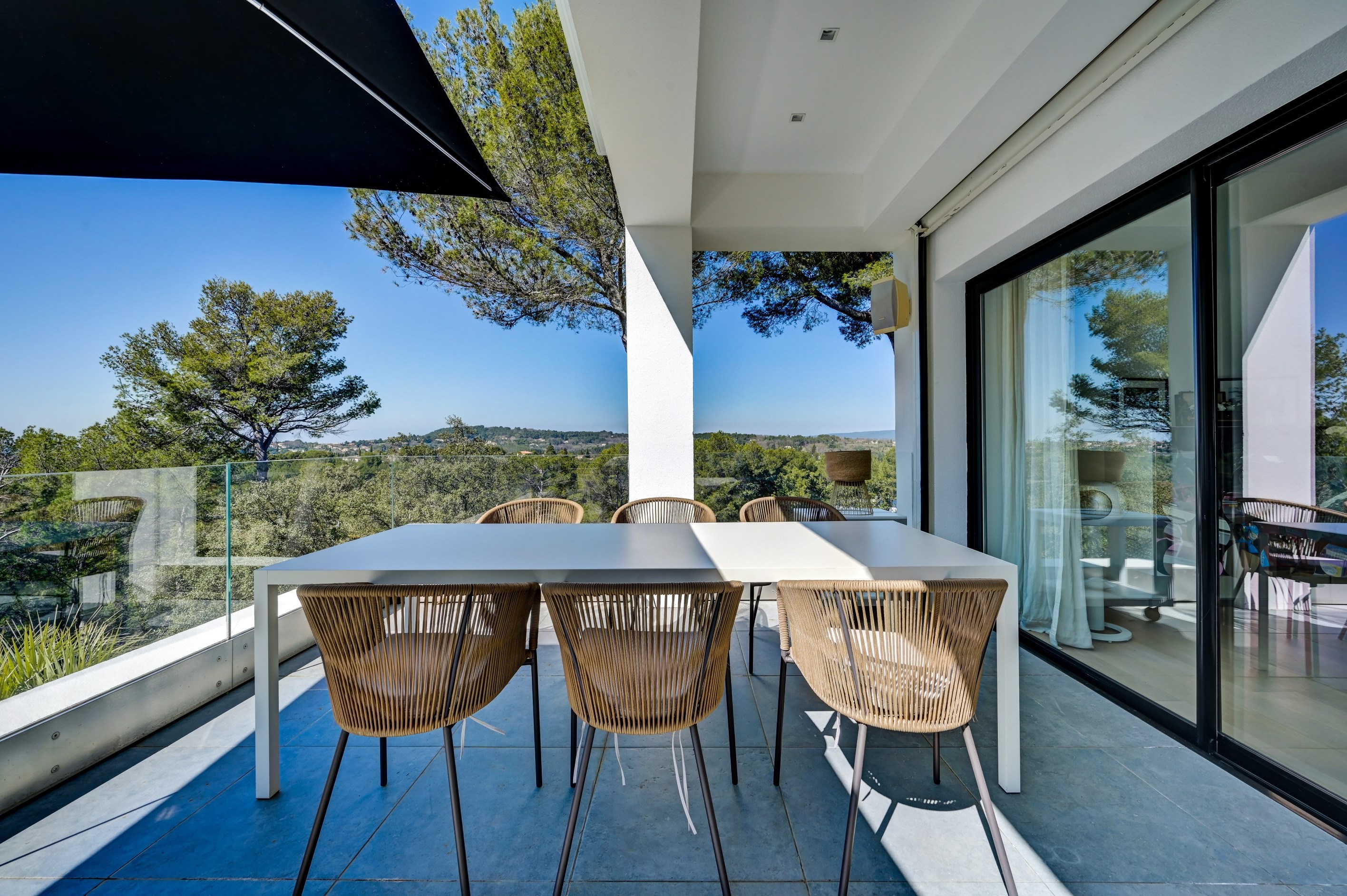  Les Pinchinats — Contemporary Property in a Dominant Position on 7,000 sqm with… - 物件實景