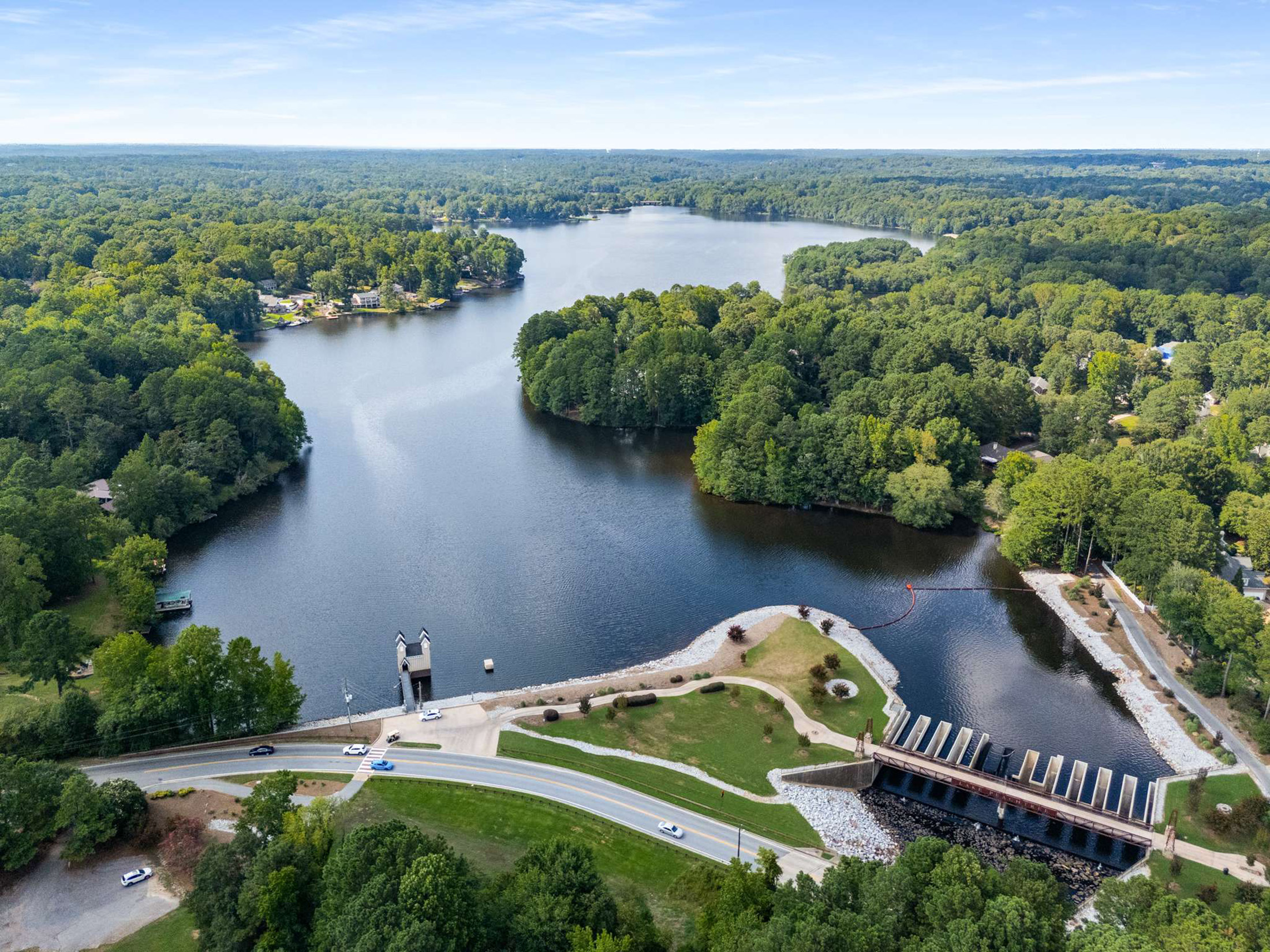  Lake Peachtree