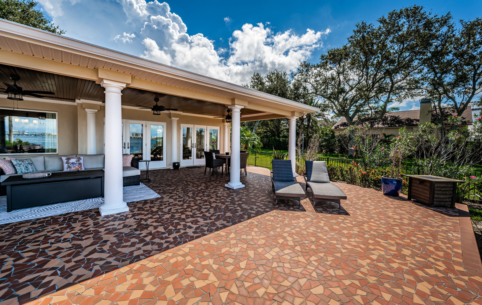 Clearwater, Florida, 33755, United States, 2 Bedrooms Bedrooms, ,2 BathroomsBathrooms,Residential,For Sale,1978253