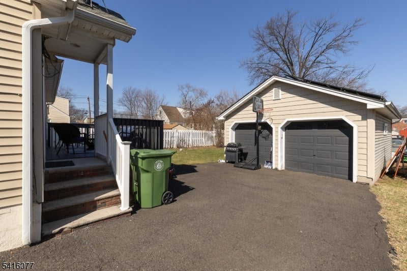 Linden City, New Jersey, 07036-2339, United States, 4 Bedrooms Bedrooms, ,2 BathroomsBathrooms,Residential,For Sale,2025753