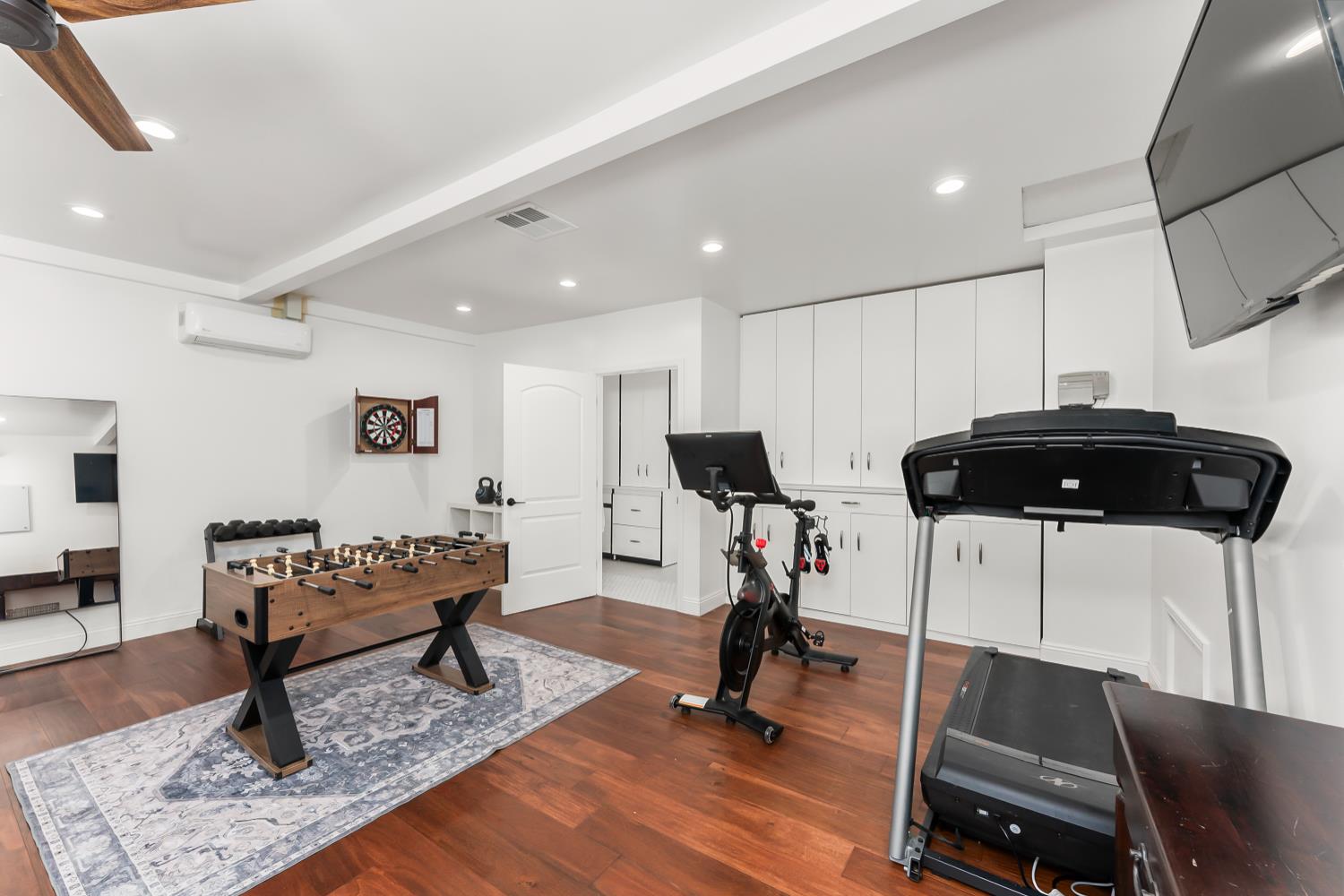 Sacramento, California, 95864, United States, 4 Bedrooms Bedrooms, ,3 BathroomsBathrooms,Residential,For Sale,1906967