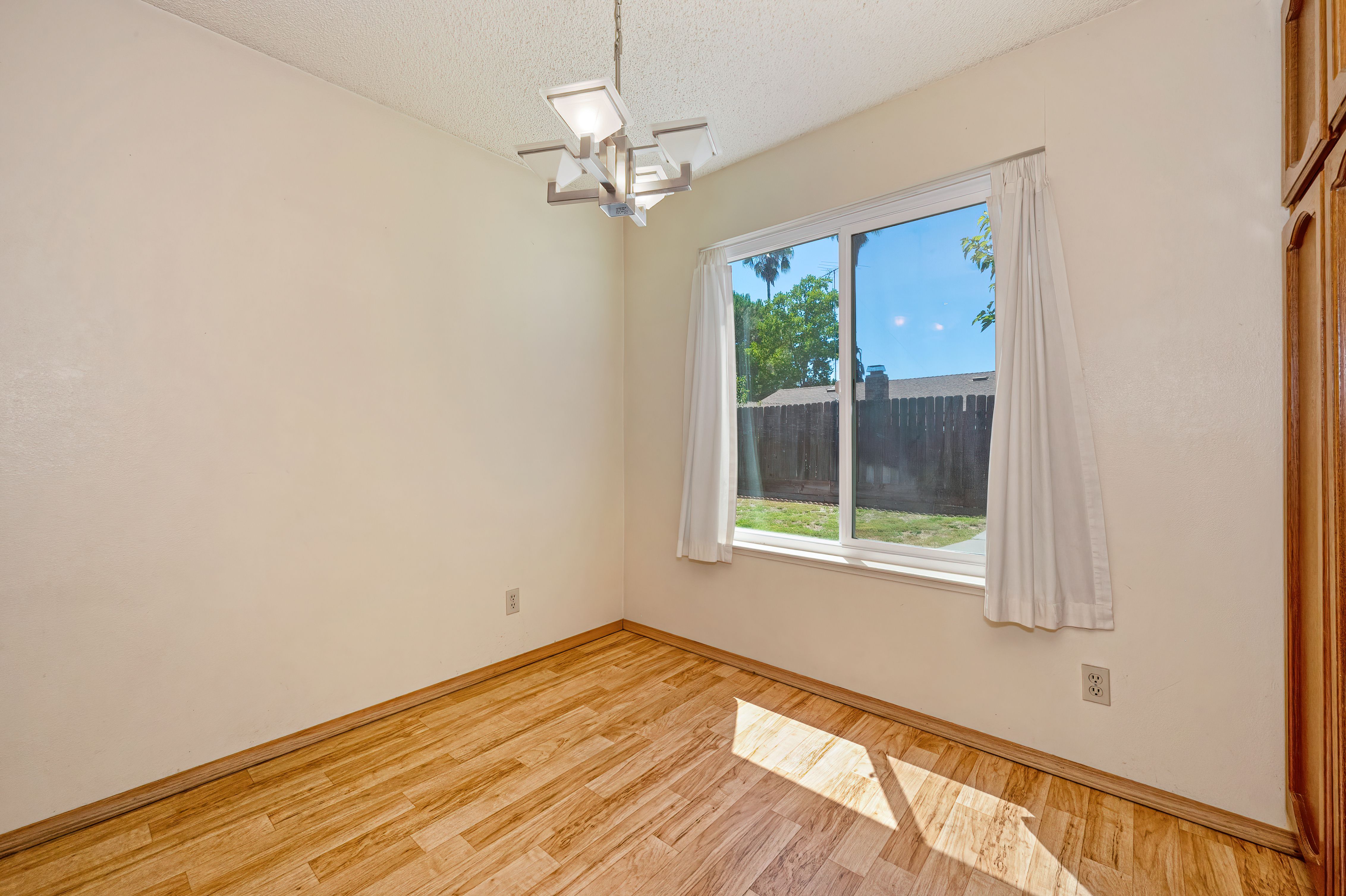  7613 Black Bear Drive, Sacramento, CA 95843 - 物件實景
