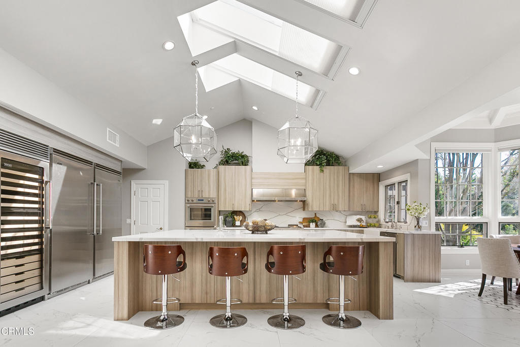 Camarillo, California, 93012, United States, 5 Bedrooms Bedrooms, ,7 BathroomsBathrooms,Residential,For Sale,1996163