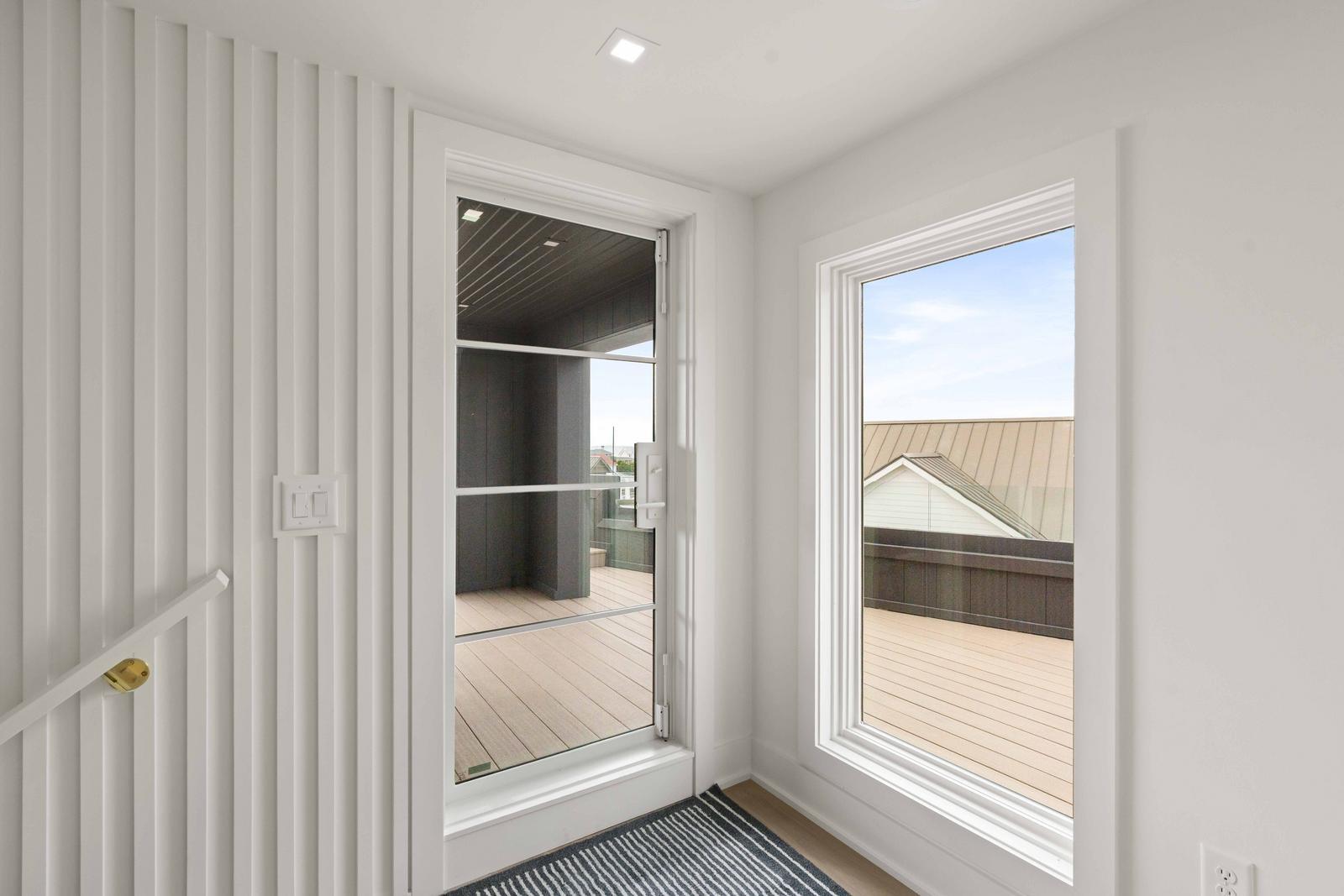 Isle of Palms, South Carolina, 29451, United States, 4 Bedrooms Bedrooms, ,5 BathroomsBathrooms,Residential,For Sale,2003052