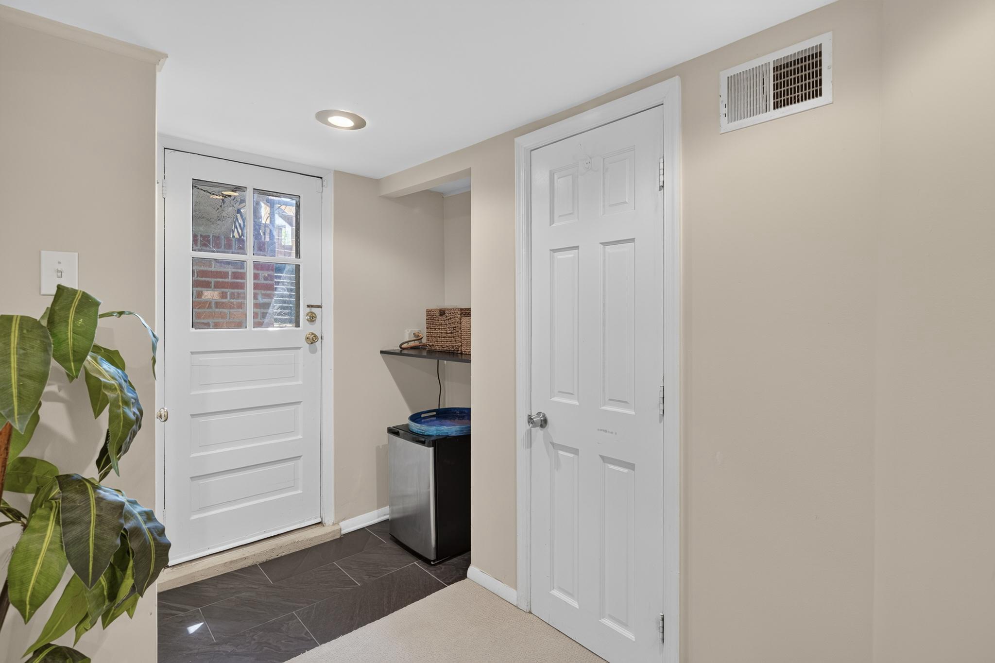  2631 Woodley Place, Falls Church, VA, 22046 - 物件實景