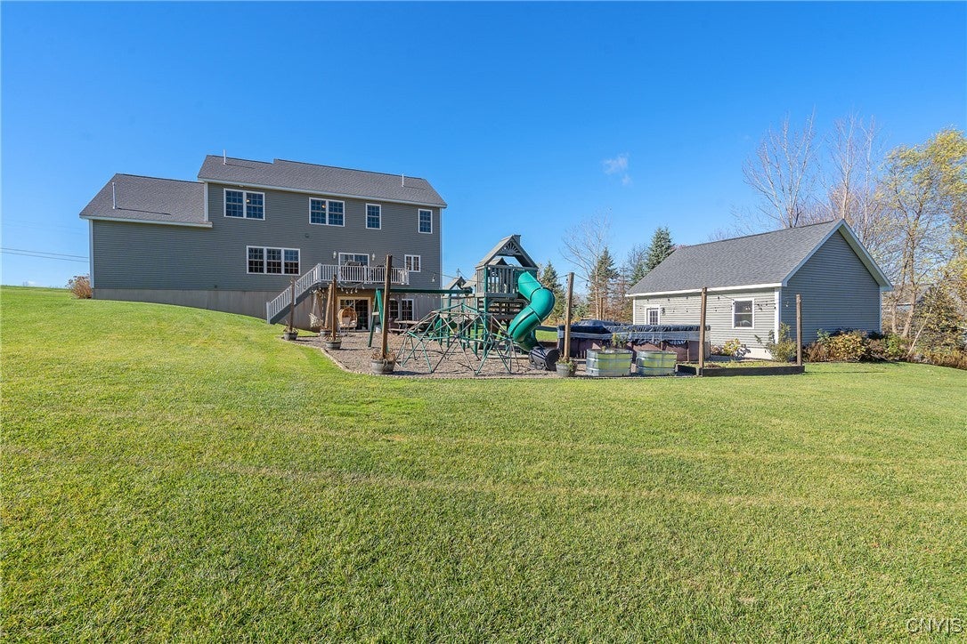 Oswego, New York, 13126, United States, 4 Bedrooms Bedrooms, ,4 BathroomsBathrooms,Residential,For Sale,1987405