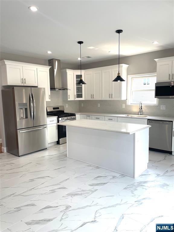 Secaucus, New Jersey, 07094, United States, 3 Bedrooms Bedrooms, ,4 BathroomsBathrooms,Residential,For Sale,1979983