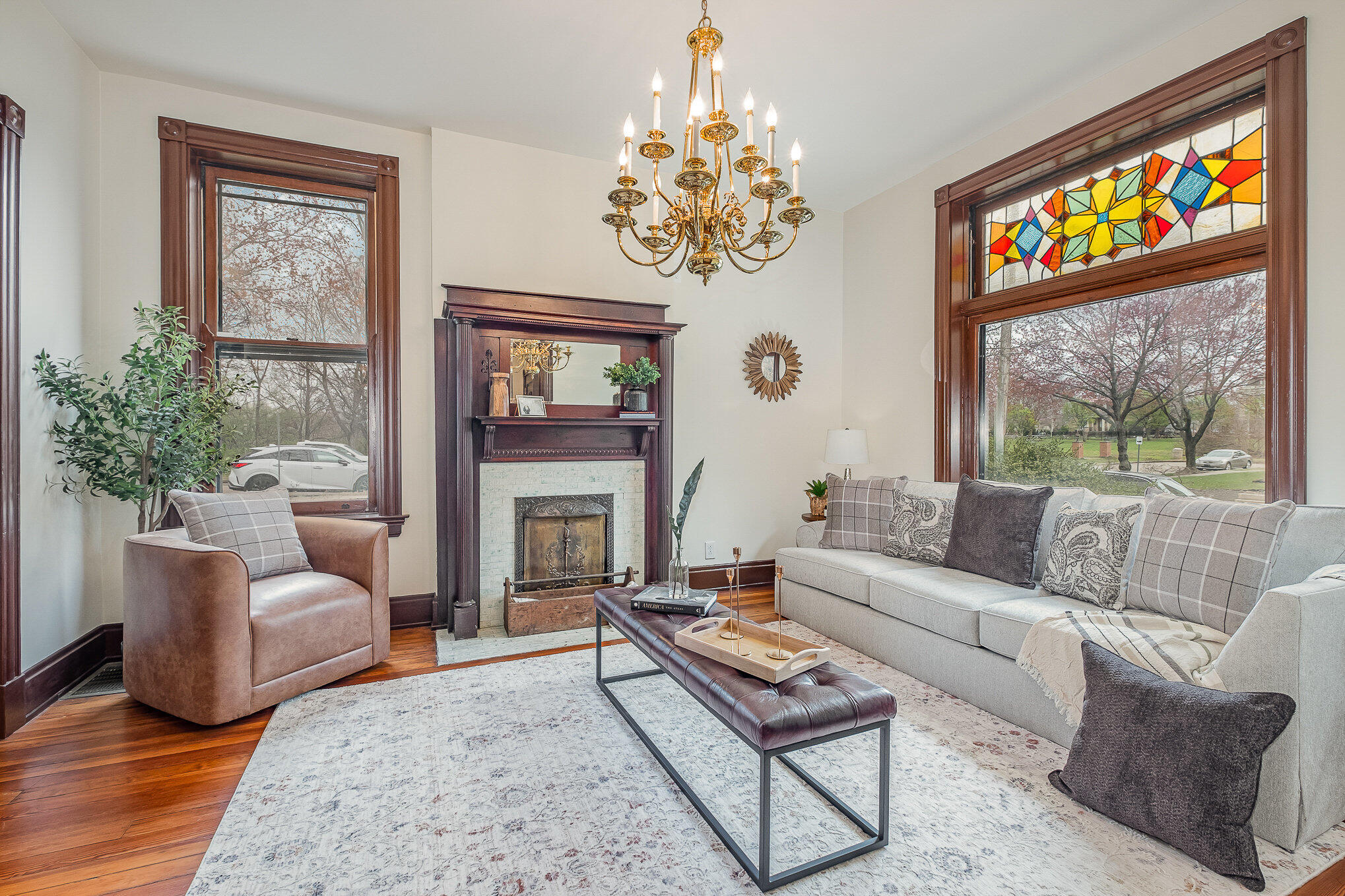 Newport, Kentucky, 41071, United States, 4 Bedrooms Bedrooms, ,4 BathroomsBathrooms,Residential,For Sale,1915092