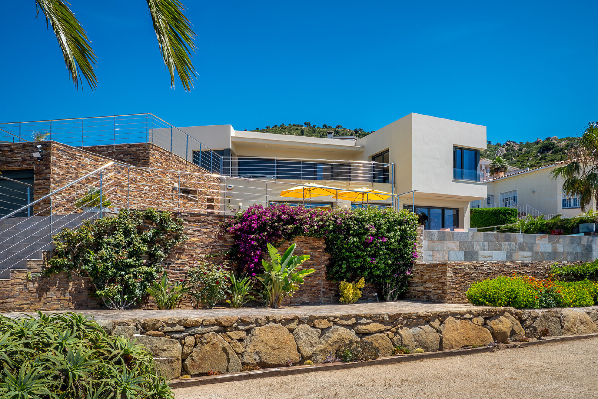  Exclusive villa with panoramic views and a south-facing orientation - 物件實景