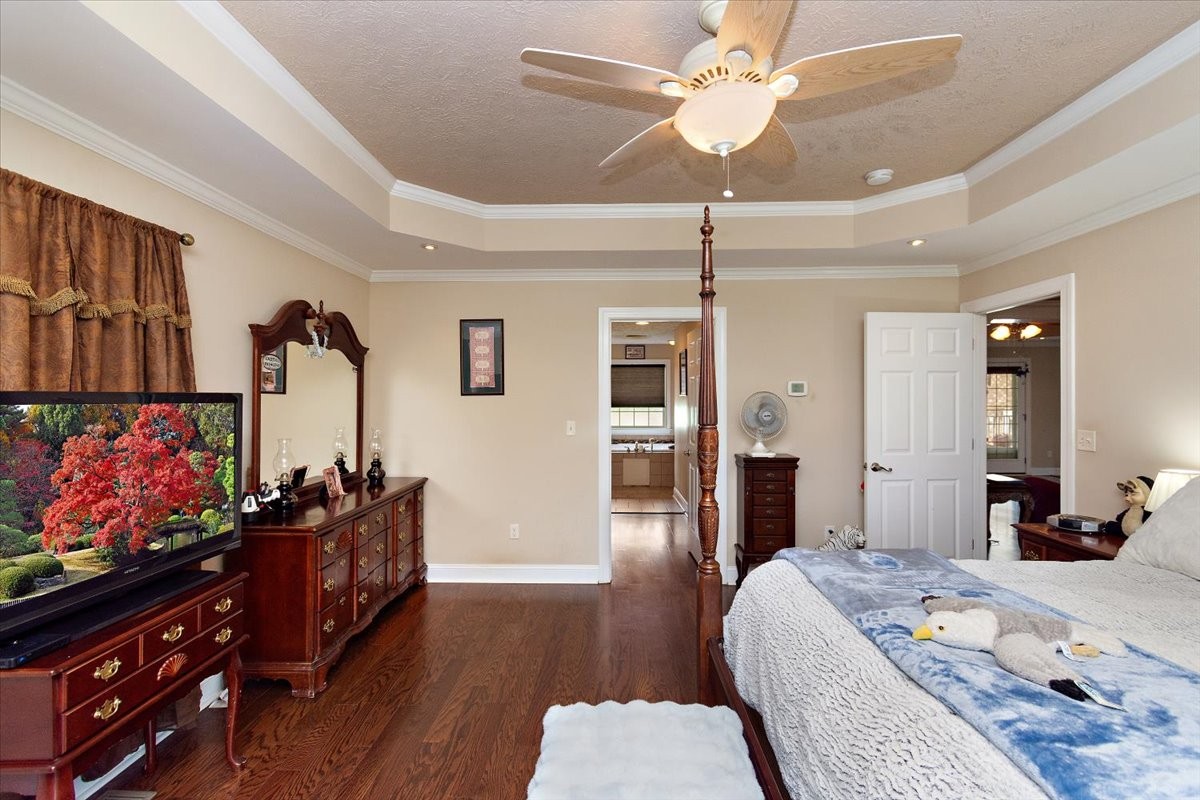 Bell Buckle, Tennessee, 37020, United States, 3 Bedrooms Bedrooms, ,3 BathroomsBathrooms,Residential,For Sale,1898483