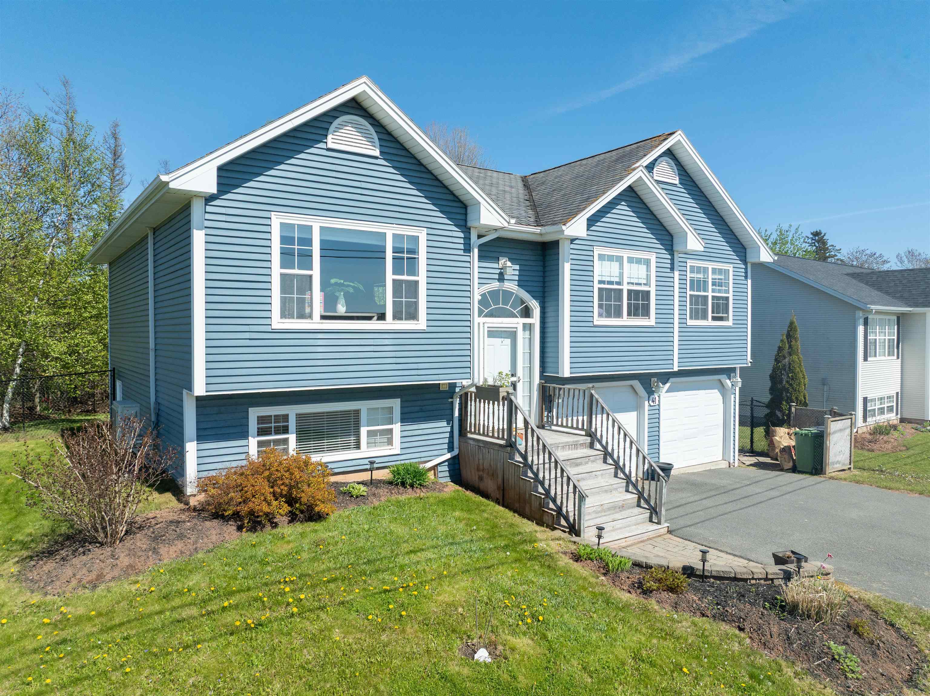 WEST ROYALTY, Prince Edward Island, C1E 2M3, CA, 4 Bedrooms Bedrooms, ,3 BathroomsBathrooms,Residential,For Sale,1875595