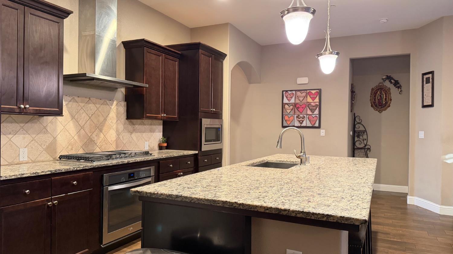 Fresno, California, 93723, United States, 4 Bedrooms Bedrooms, ,3 BathroomsBathrooms,Residential,For Sale,2010730