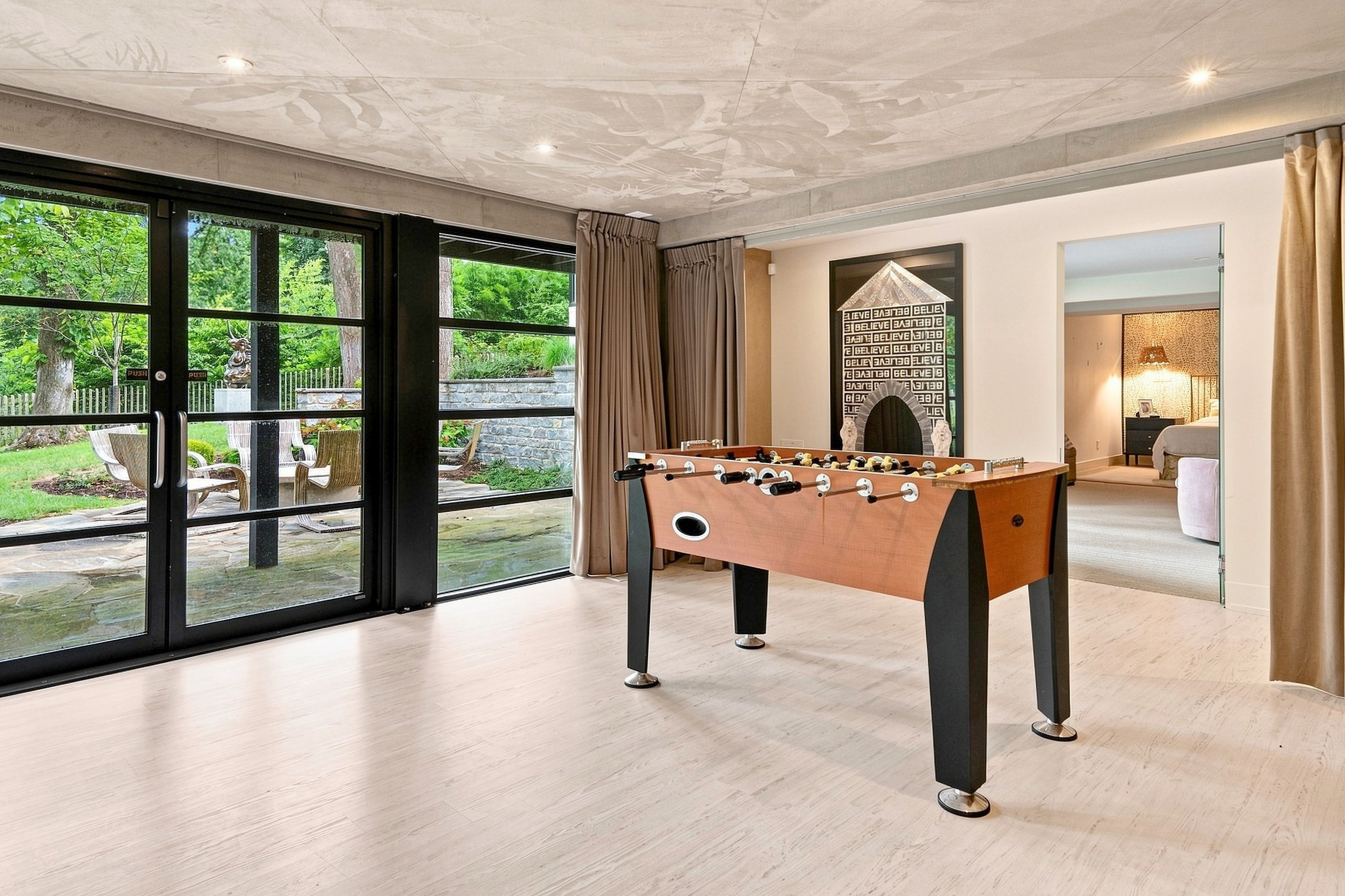  62 Indian Hills Trail, Louisville, KY 40207 - 物件實景