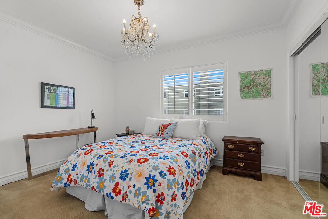 Los Angeles, California, 90049, United States, 3 Bedrooms Bedrooms, ,3 BathroomsBathrooms,Residential,For Sale,1885770
